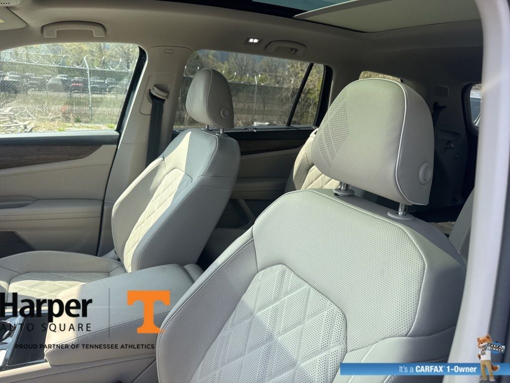 2025 Volkswagen Atlas 2.0T SEL Premium R-Line