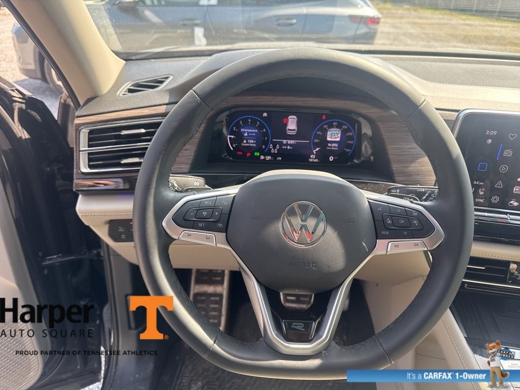 2025 Volkswagen Atlas 2.0T SEL Premium R-Line