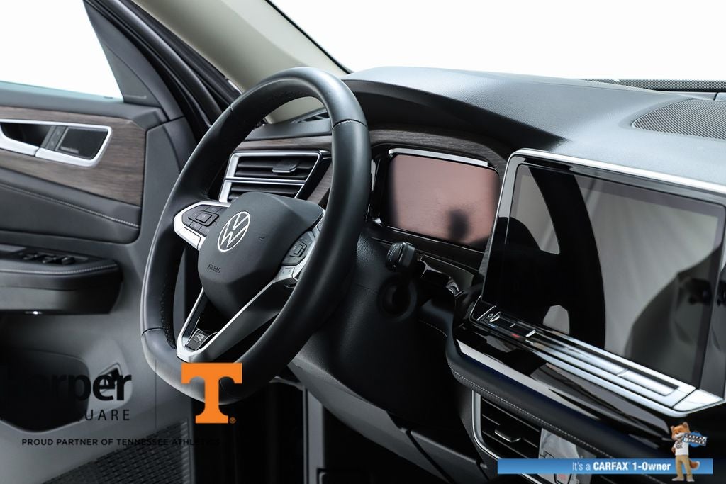 2025 Volkswagen Atlas 2.0T SEL Premium R-Line