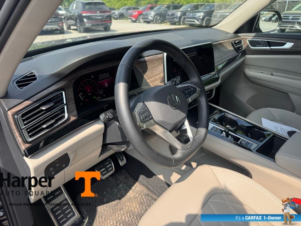 2025 Volkswagen Atlas 2.0T SEL Premium R-Line