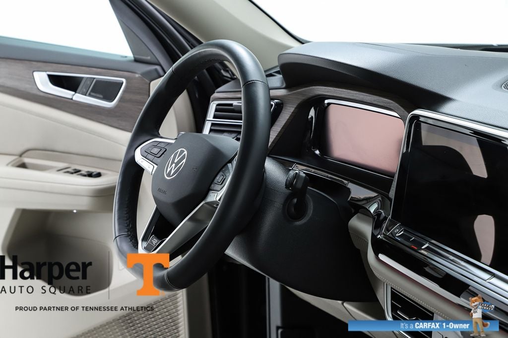 2025 Volkswagen Atlas 2.0T SEL Premium R-Line