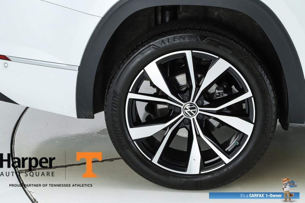 2024 Volkswagen Atlas 2.0T SEL Premium R-Line