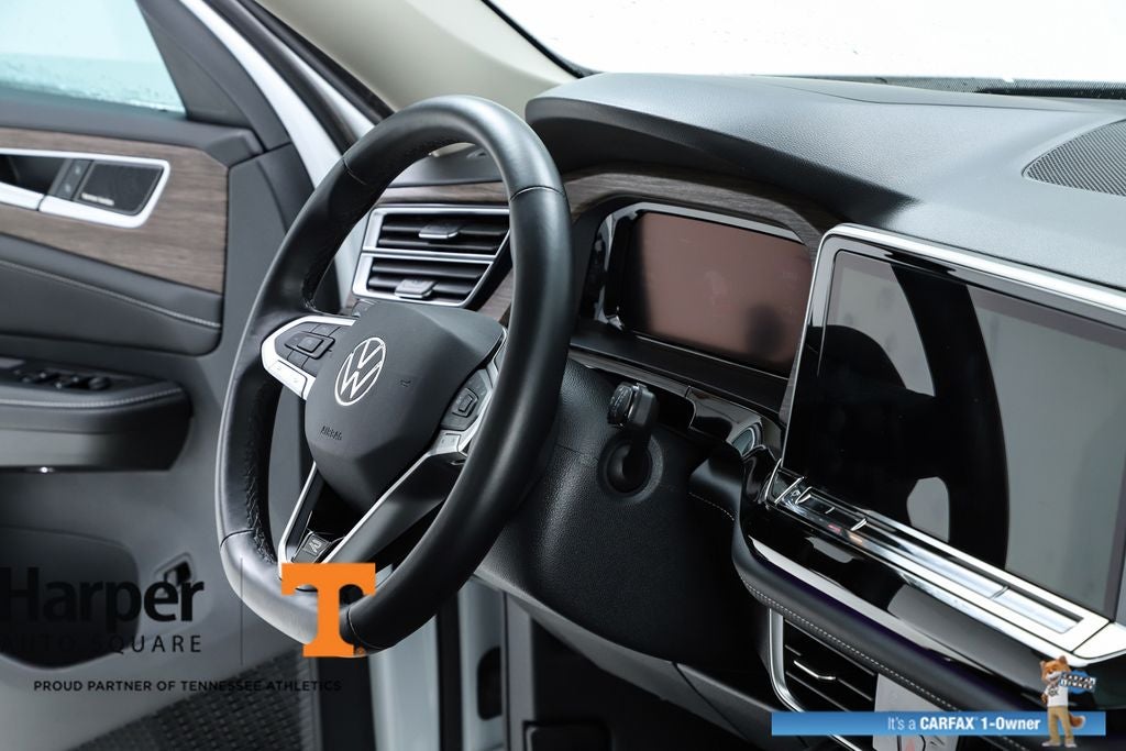 2024 Volkswagen Atlas 2.0T SEL Premium R-Line