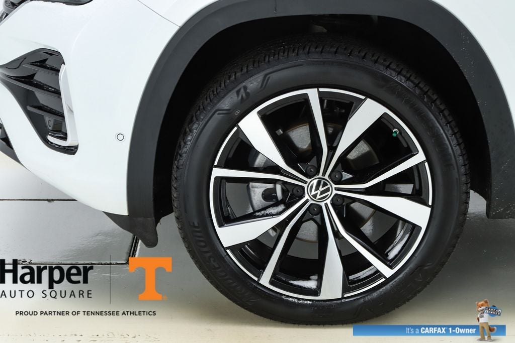 2024 Volkswagen Atlas 2.0T SEL Premium R-Line