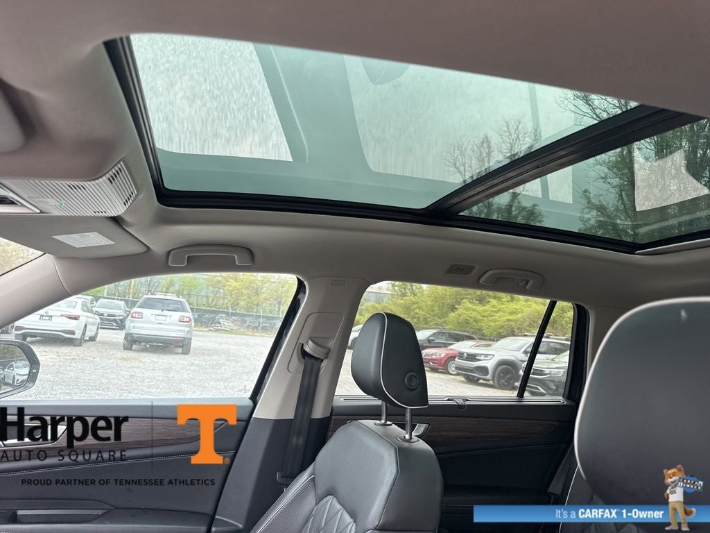 2024 Volkswagen Atlas 2.0T SEL Premium R-Line