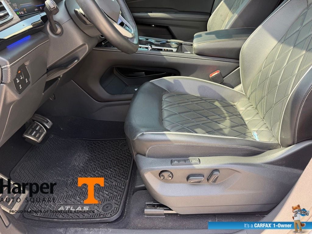 2024 Volkswagen Atlas 2.0T SEL Premium R-Line