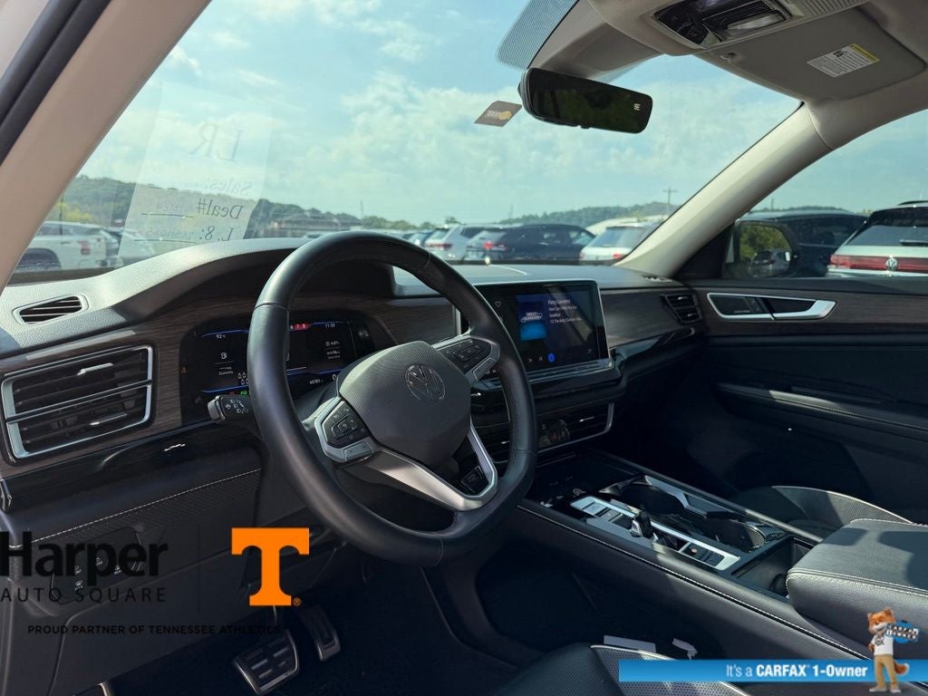 2024 Volkswagen Atlas 2.0T SEL Premium R-Line