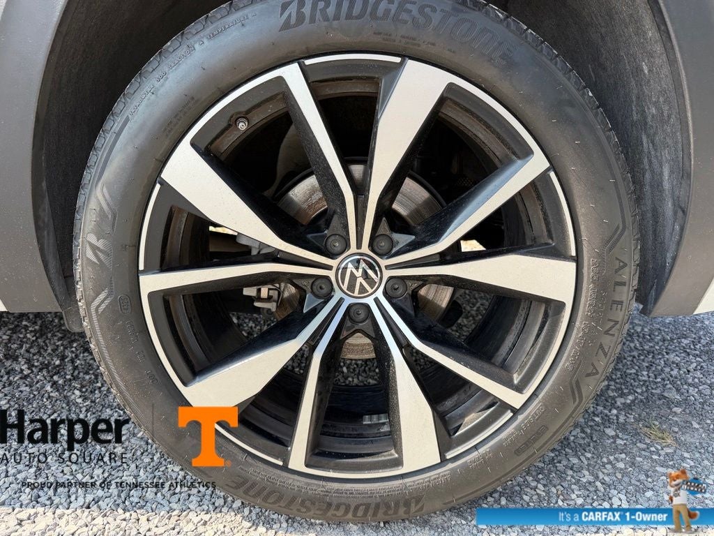 2024 Volkswagen Atlas 2.0T SEL Premium R-Line