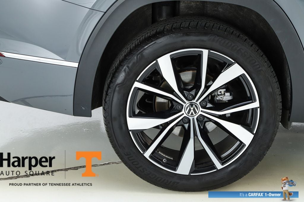 2025 Volkswagen Atlas 2.0T SEL Premium R-Line