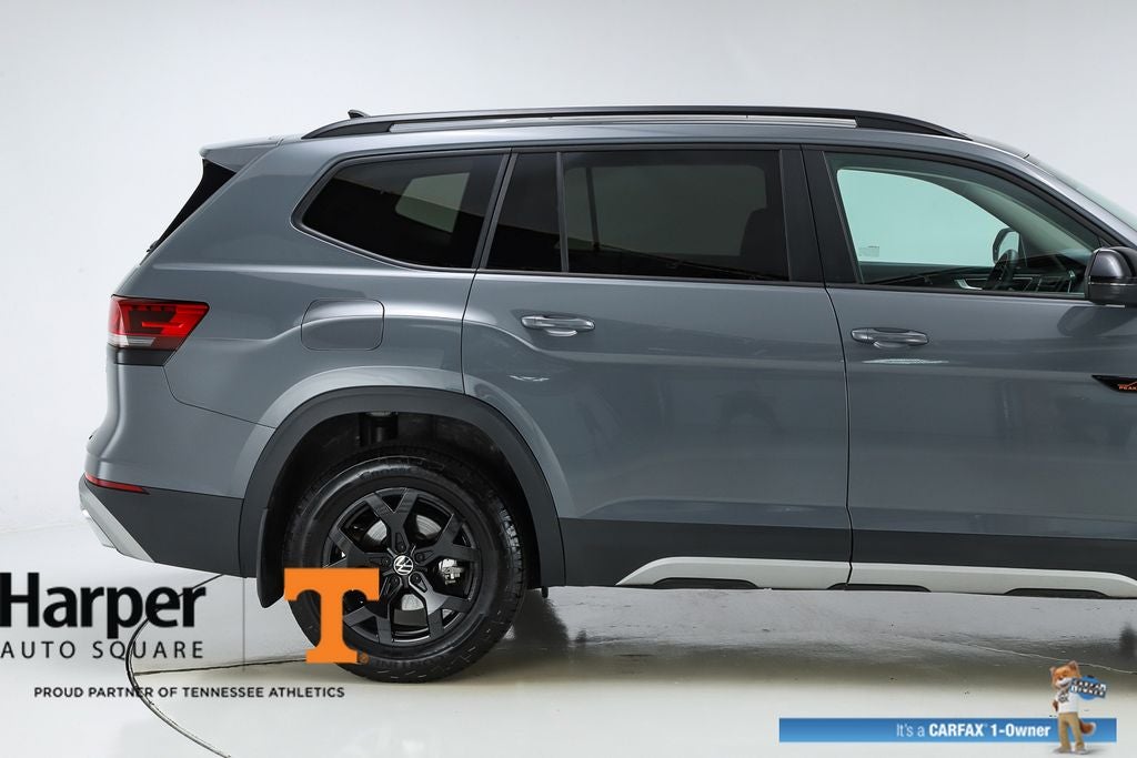 2024 Volkswagen Atlas 2.0T Peak Edition SEL