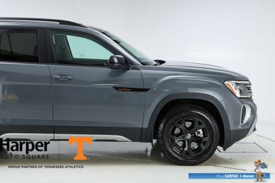 2024 Volkswagen Atlas 2.0T Peak Edition SEL