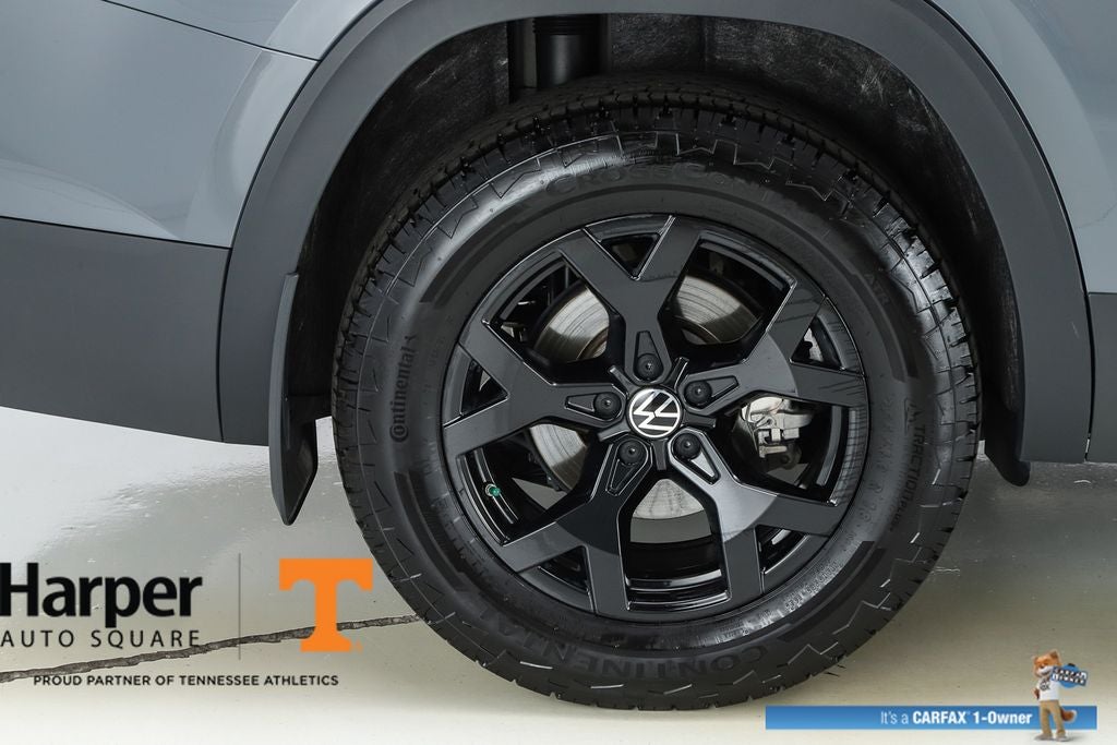 2024 Volkswagen Atlas 2.0T Peak Edition SEL