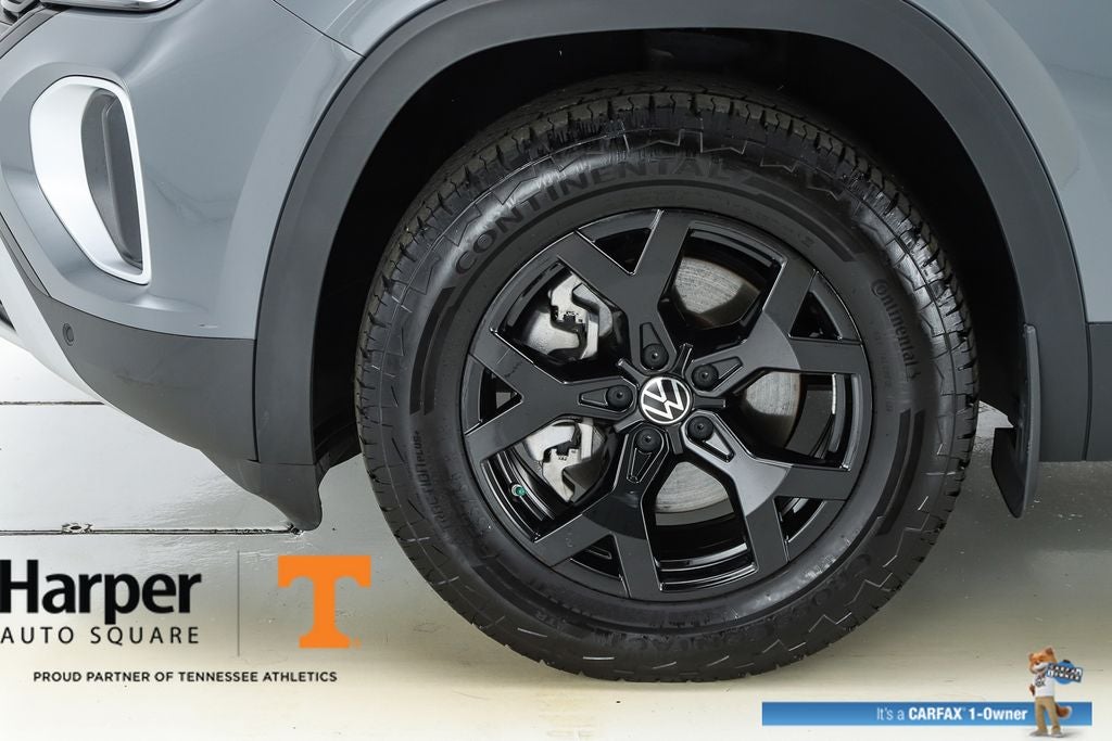 2024 Volkswagen Atlas 2.0T Peak Edition SEL