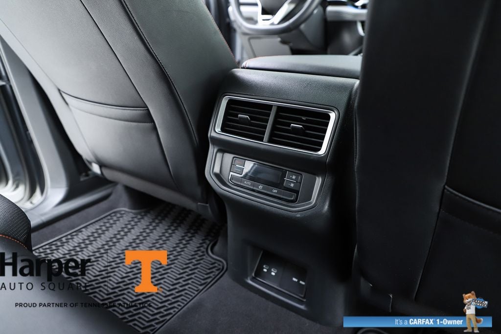 2024 Volkswagen Atlas 2.0T Peak Edition SEL