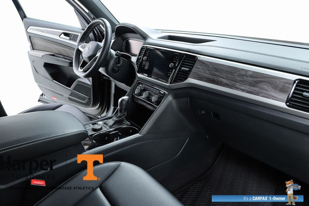 2023 Volkswagen Atlas Cross Sport 2.0T SE w/Technology