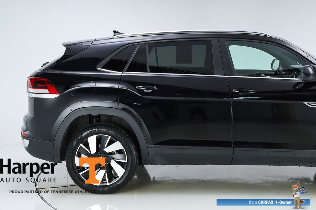 2025 Volkswagen Atlas Cross Sport 2.0T SE w/Technology