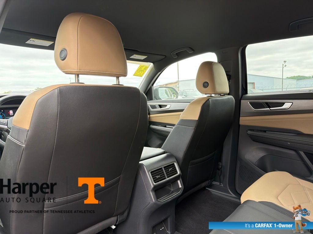 2025 Volkswagen Atlas Cross Sport 2.0T SE w/Technology