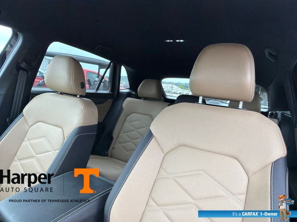 2025 Volkswagen Atlas Cross Sport 2.0T SE w/Technology