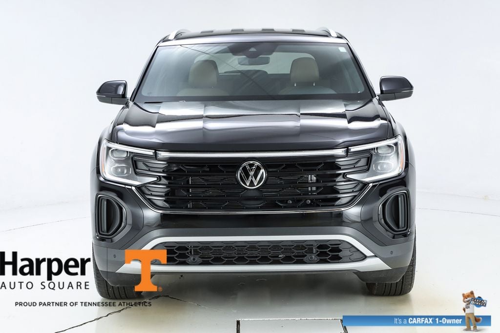 2025 Volkswagen Atlas Cross Sport 2.0T SE w/Technology