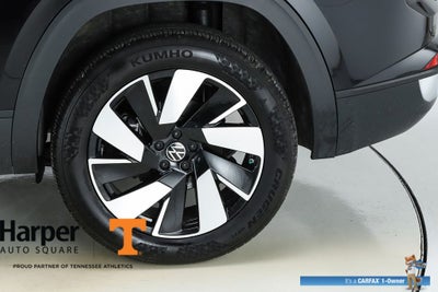 2025 Volkswagen Atlas Cross Sport 2.0T SE w/Technology