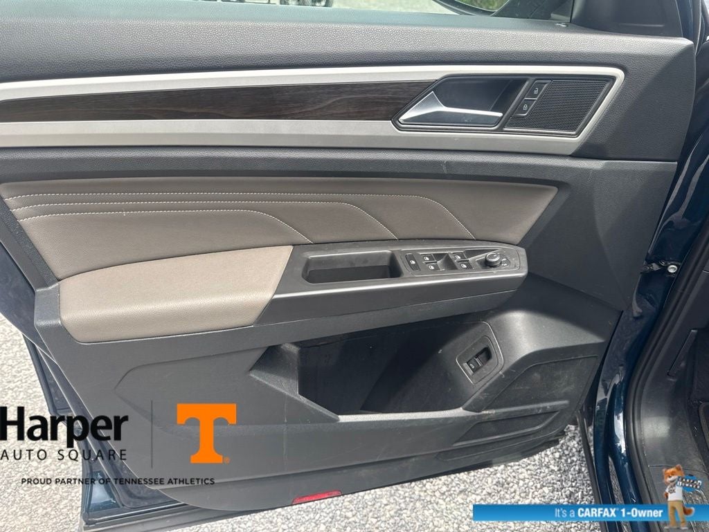 2023 Volkswagen Atlas 2.0T SE w/Technology