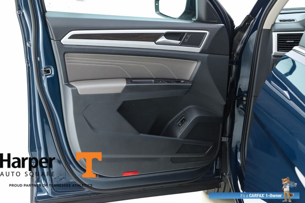 2023 Volkswagen Atlas 2.0T SE w/Technology