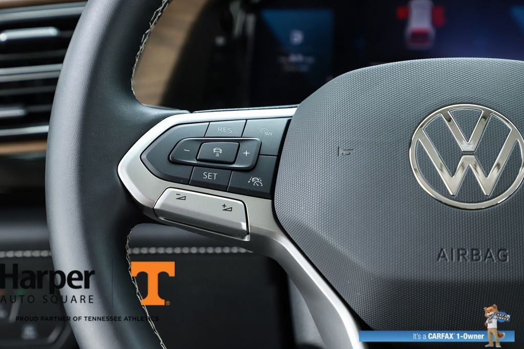 2025 Volkswagen Atlas 2.0T SE w/Technology