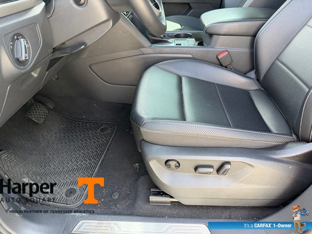 2023 Volkswagen Atlas Cross Sport 2.0T SE w/Technology