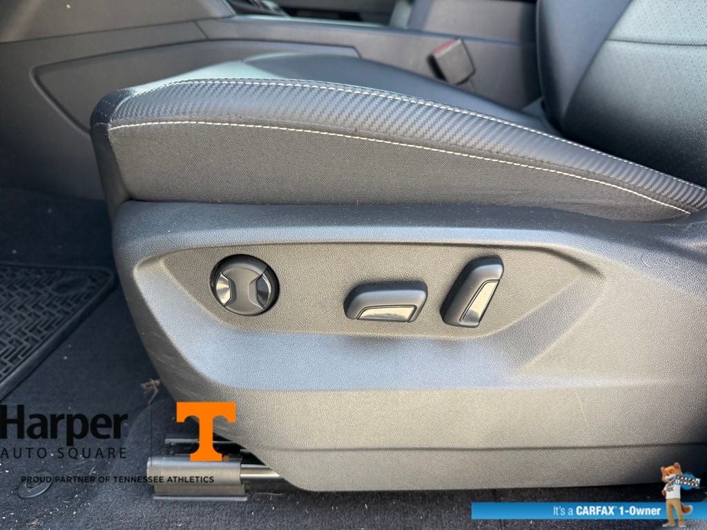2023 Volkswagen Atlas Cross Sport 2.0T SE w/Technology