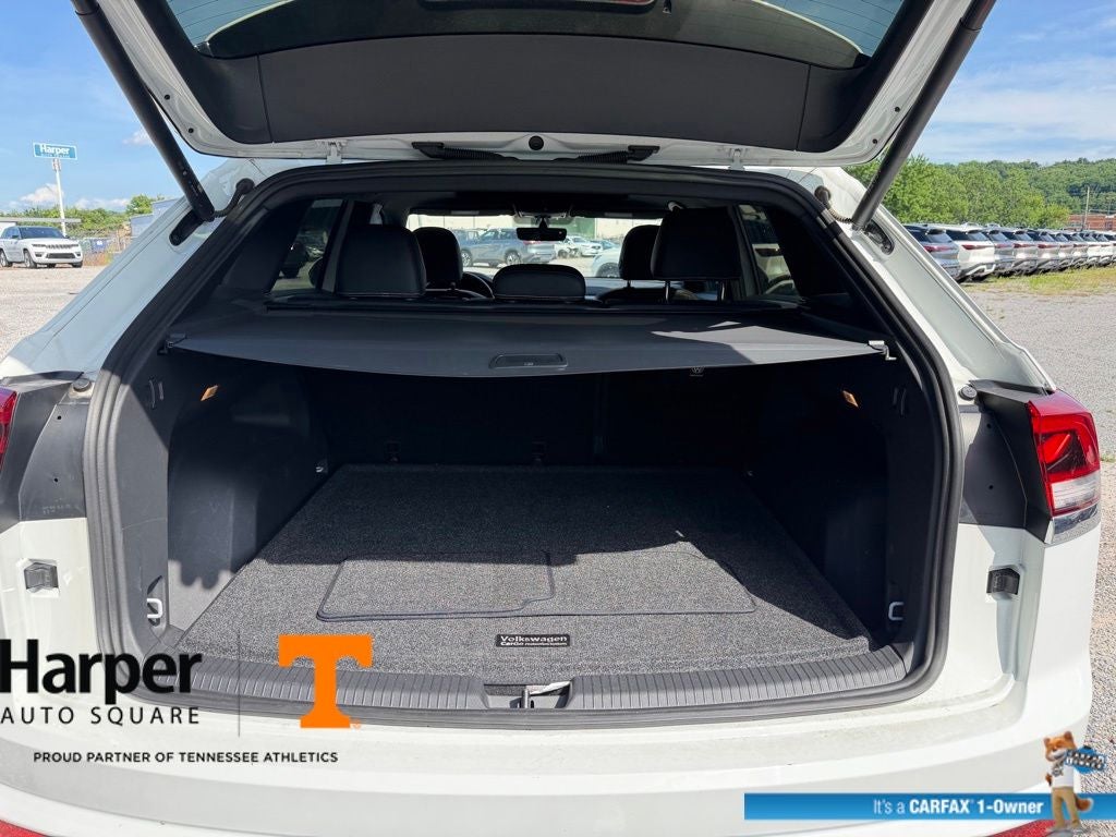 2023 Volkswagen Atlas Cross Sport 2.0T SE w/Technology