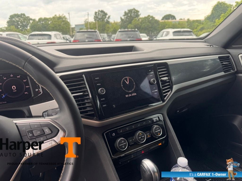 2023 Volkswagen Atlas Cross Sport 2.0T SE w/Technology