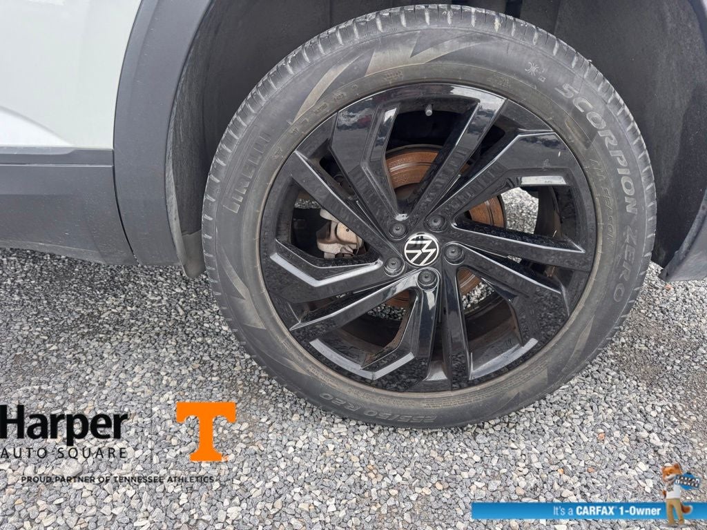 2023 Volkswagen Atlas Cross Sport 2.0T SE w/Technology