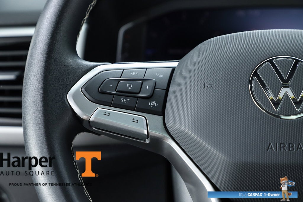 2023 Volkswagen Atlas Cross Sport 2.0T SE w/Technology