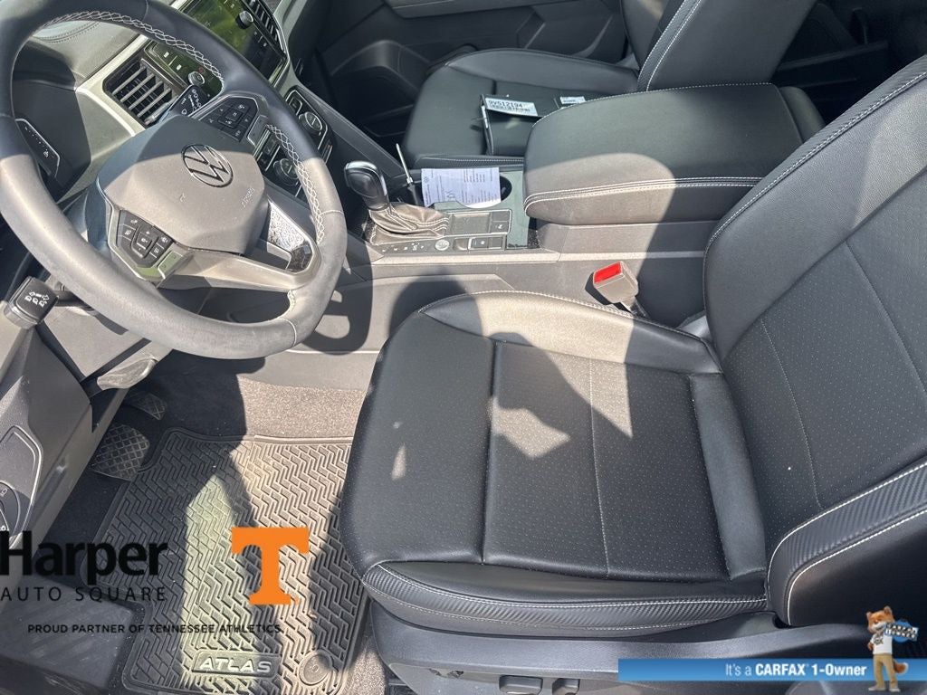 2023 Volkswagen Atlas Cross Sport 2.0T SE w/Technology