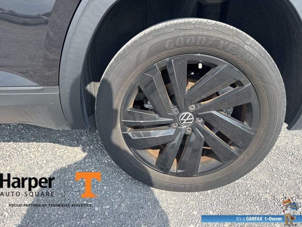 2023 Volkswagen Atlas Cross Sport 2.0T SE w/Technology