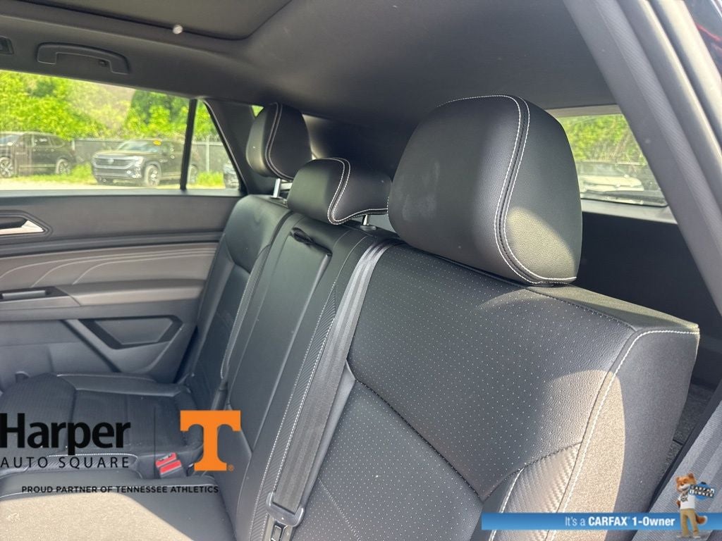 2023 Volkswagen Atlas Cross Sport 2.0T SE w/Technology