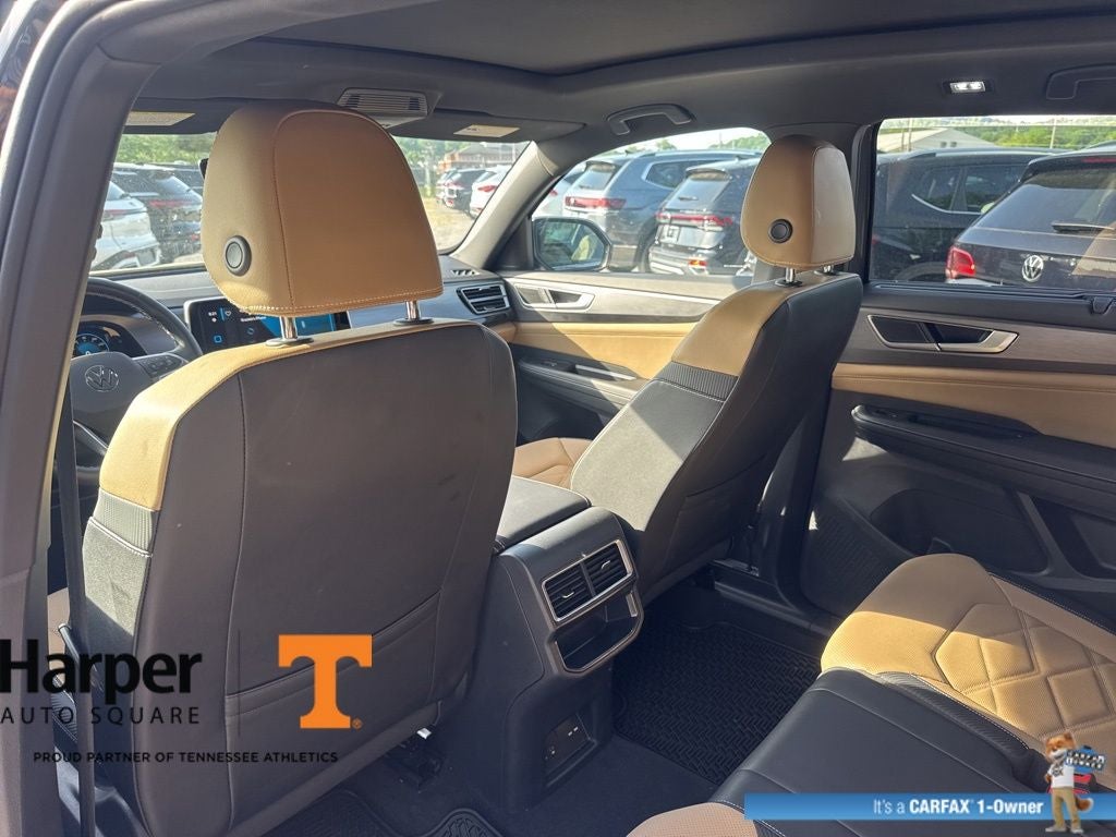 2025 Volkswagen Atlas Cross Sport 2.0T SE w/Technology