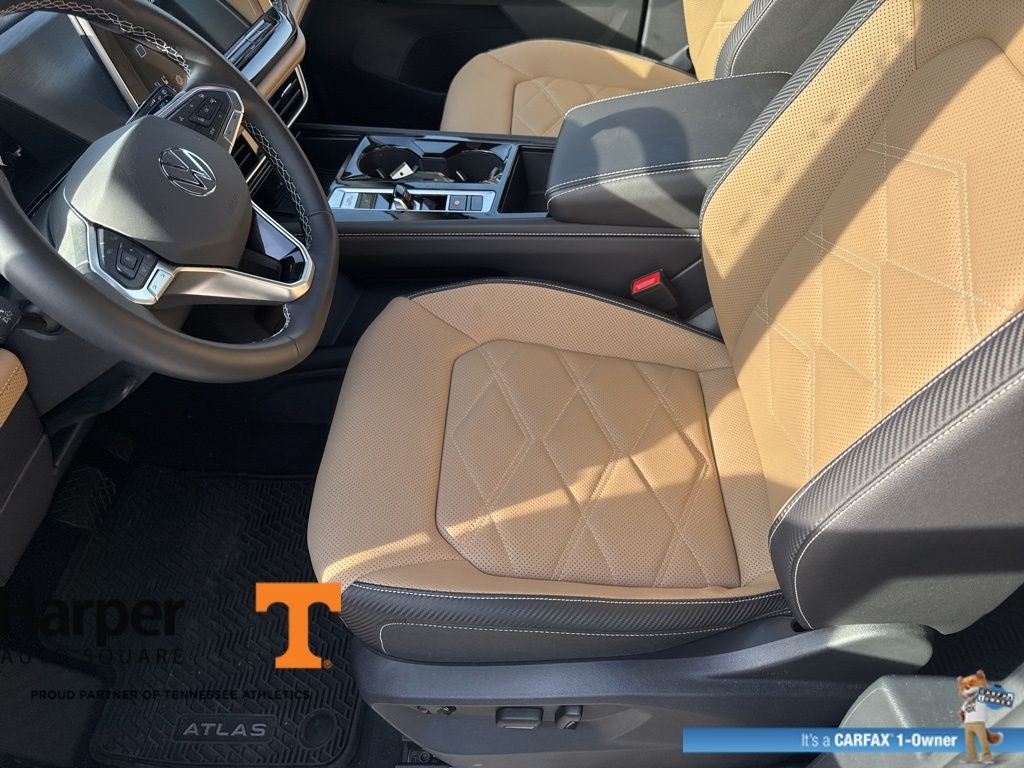 2025 Volkswagen Atlas Cross Sport 2.0T SE w/Technology