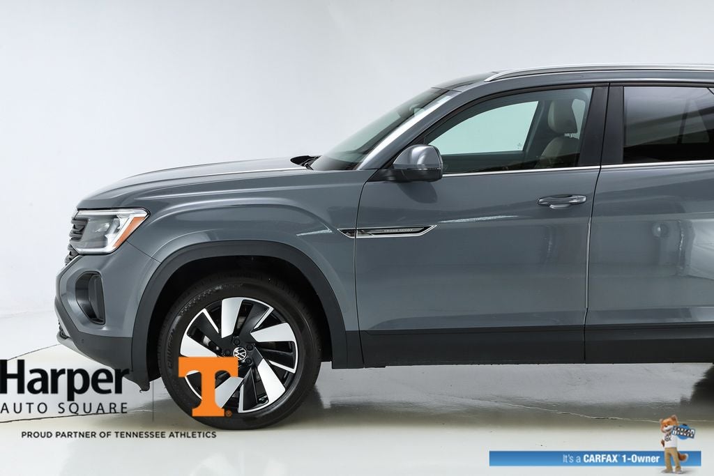 2025 Volkswagen Atlas Cross Sport 2.0T SE w/Technology