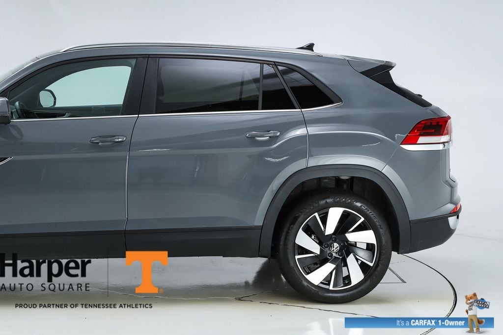 2025 Volkswagen Atlas Cross Sport 2.0T SE w/Technology