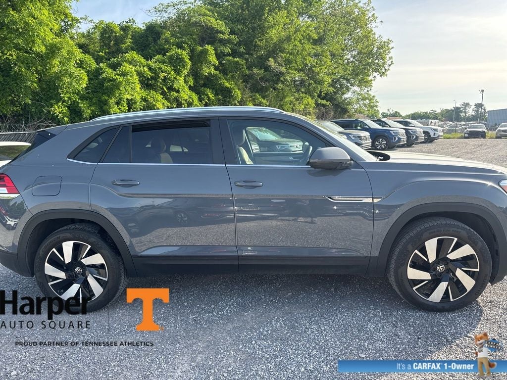 2025 Volkswagen Atlas Cross Sport 2.0T SE w/Technology