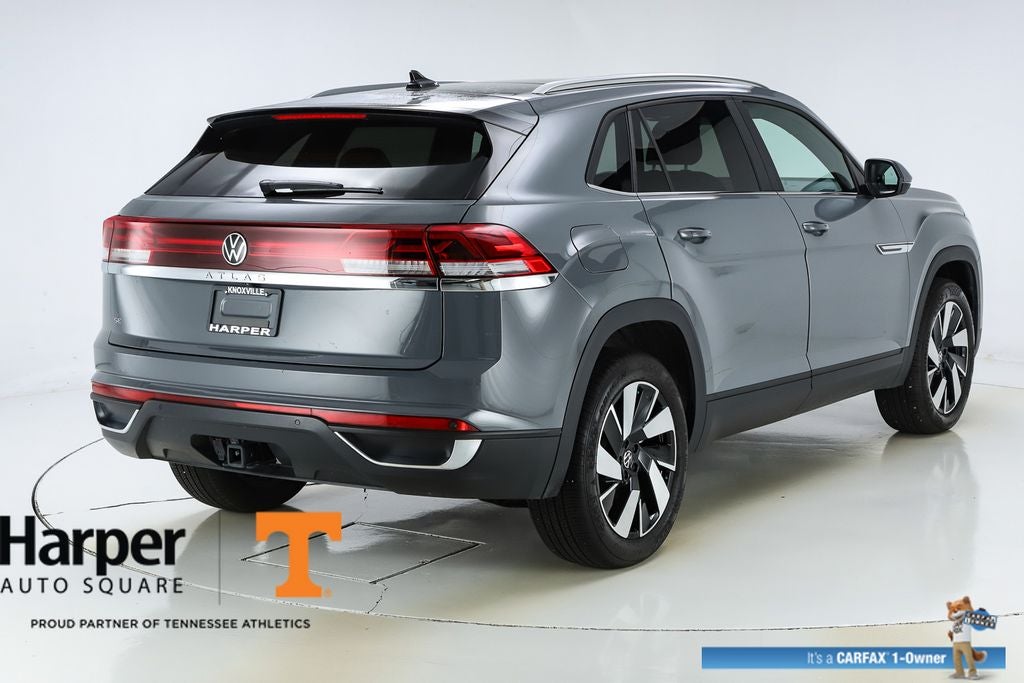 2025 Volkswagen Atlas Cross Sport 2.0T SE w/Technology