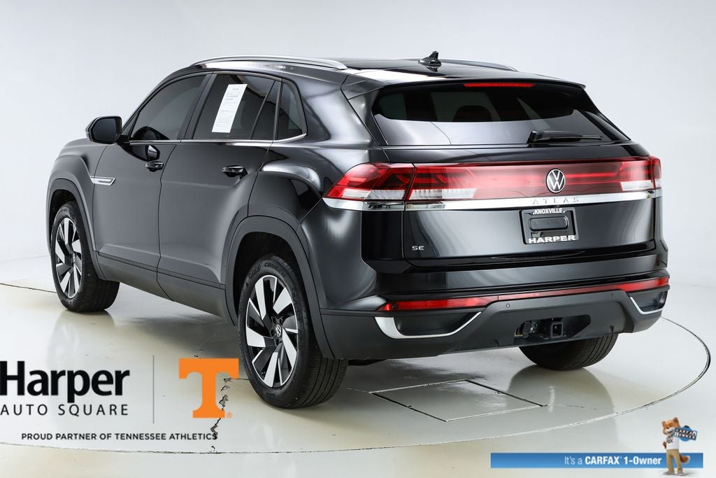 2025 Volkswagen Atlas Cross Sport 2.0T SE w/Technology