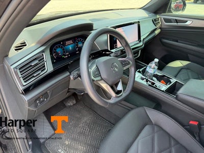 2024 Volkswagen Atlas Cross Sport 2.0T SE w/Technology