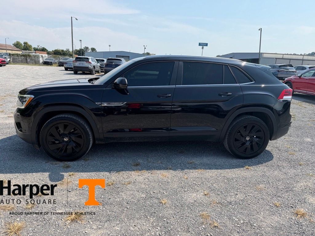 2024 Volkswagen Atlas Cross Sport 2.0T SE w/Technology
