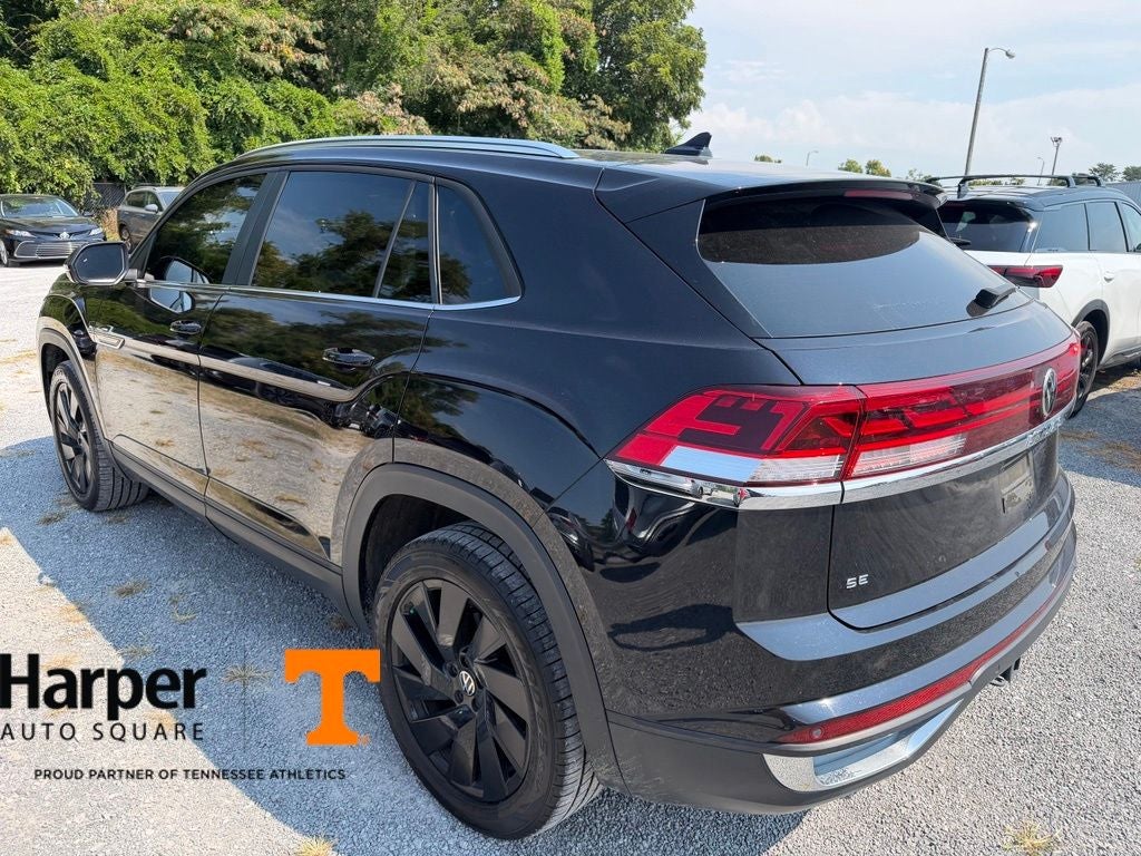 2024 Volkswagen Atlas Cross Sport 2.0T SE w/Technology