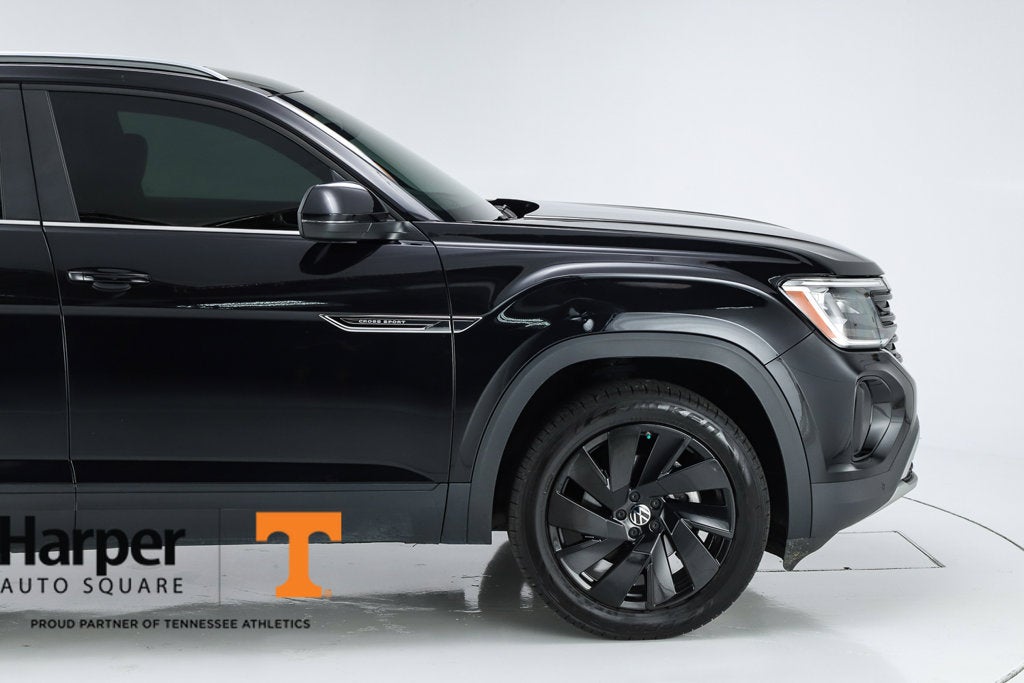2024 Volkswagen Atlas Cross Sport 2.0T SE w/Technology