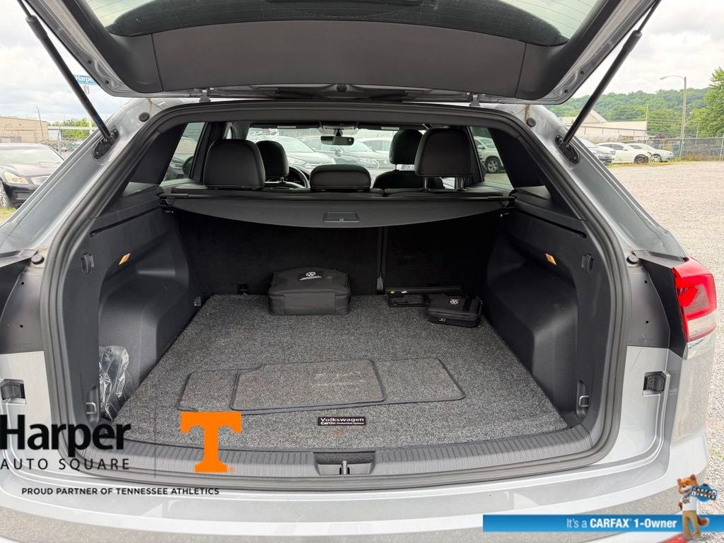 2022 Volkswagen Atlas Cross Sport 3.6L V6 SE w/Technology