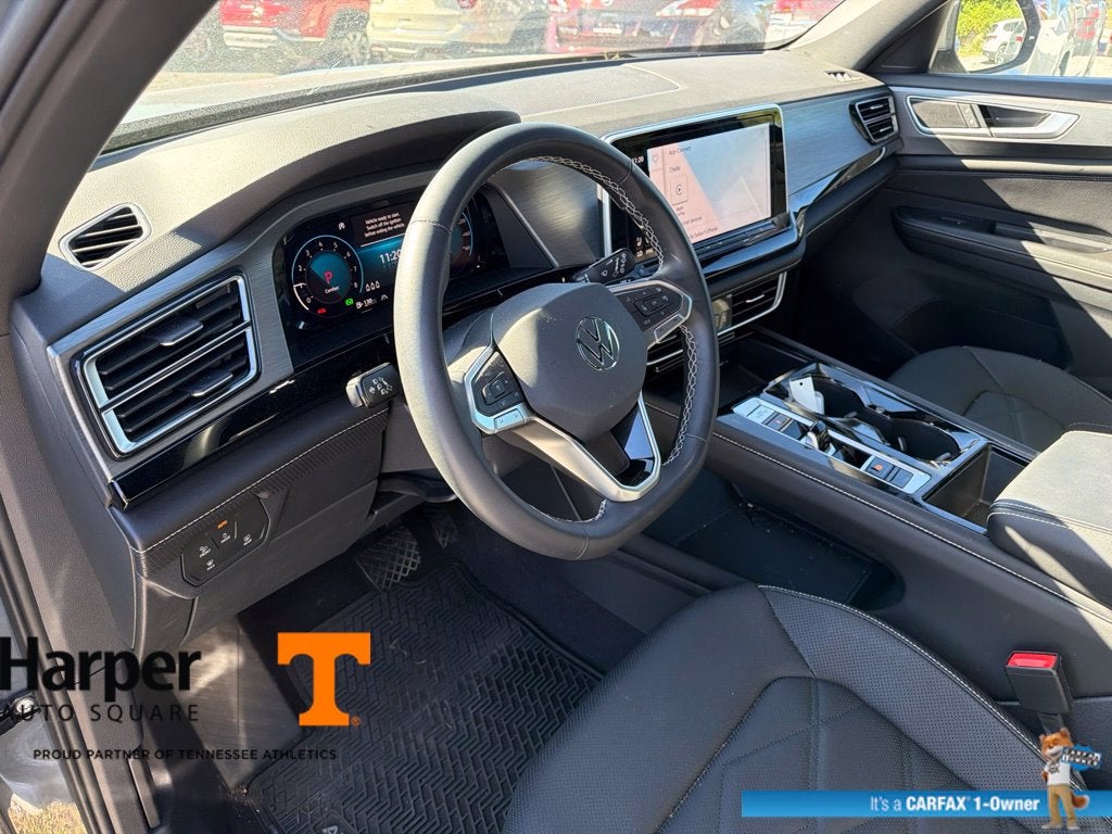 2024 Volkswagen Atlas Cross Sport 2.0T SE w/Technology