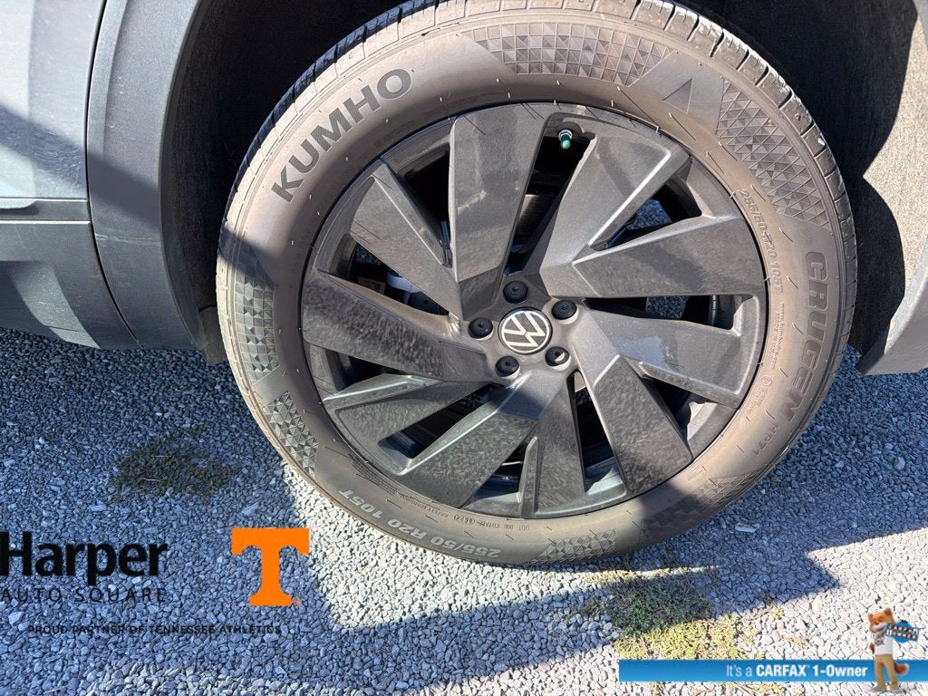 2024 Volkswagen Atlas Cross Sport 2.0T SE w/Technology